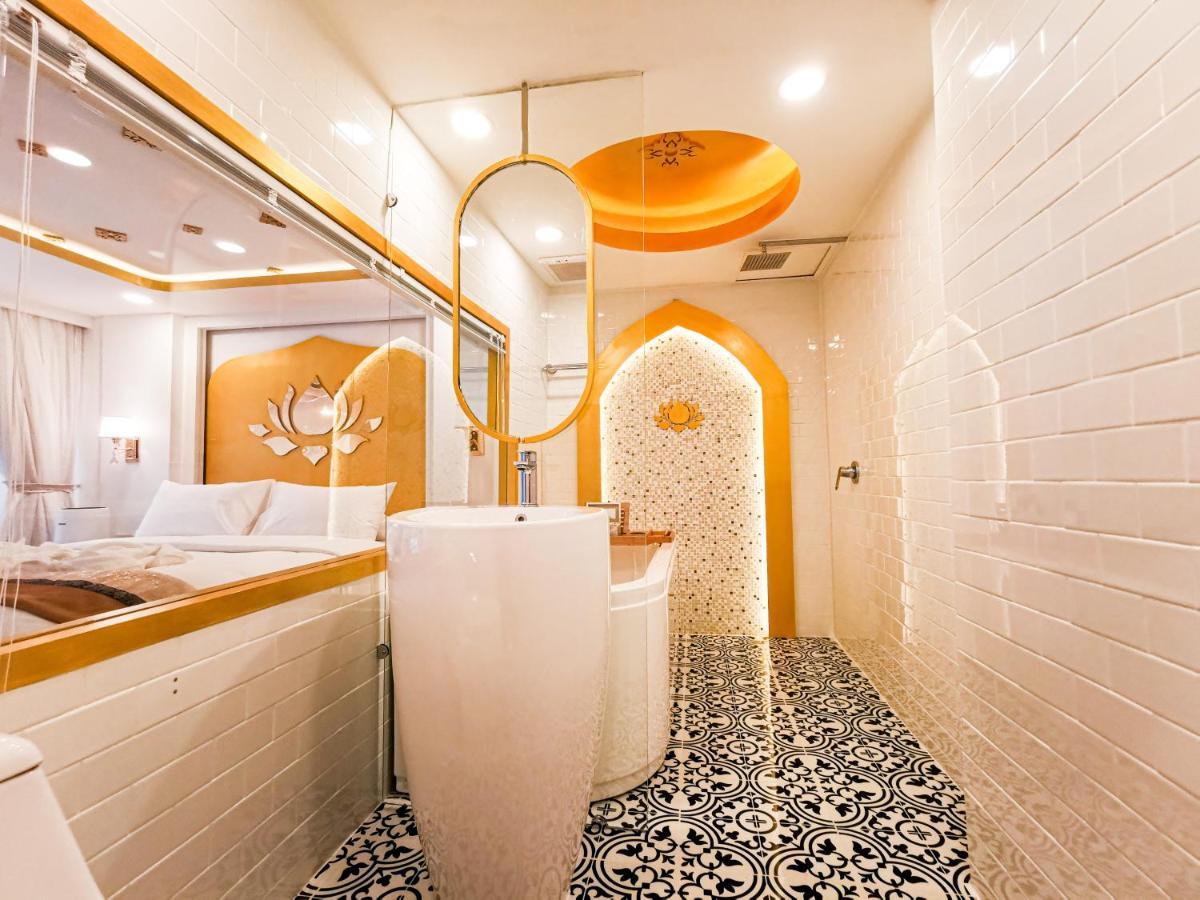 One Dhatu Ayutthaya Premium Homestay Zewnętrze zdjęcie
